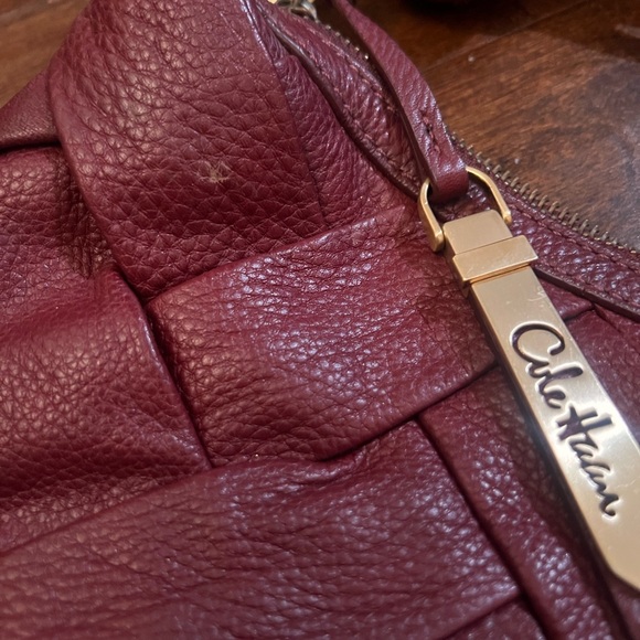 Deep red woven leather Cole Haan hobo nag with beautiful tasseled zipper - Picture 2 of 6